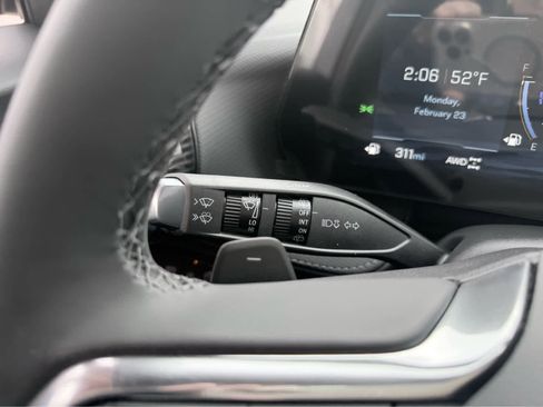 New 2026 Chevrolet Equinox LT w/ Convenience Package II image 21