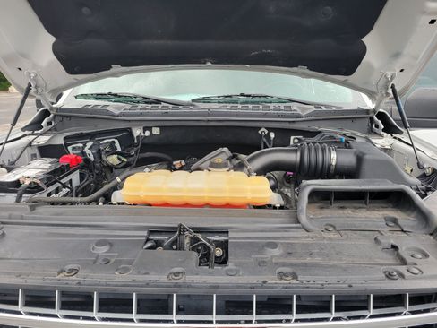 Used 2019 Ford F150 XLT w/ Equipment Group 302A Luxury AWD/4WD image 14