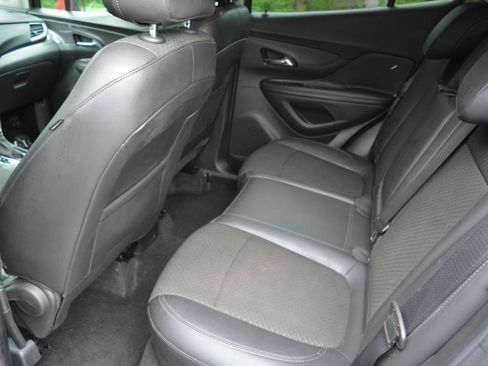 Used 2020 Buick Encore Preferred FWD image 15