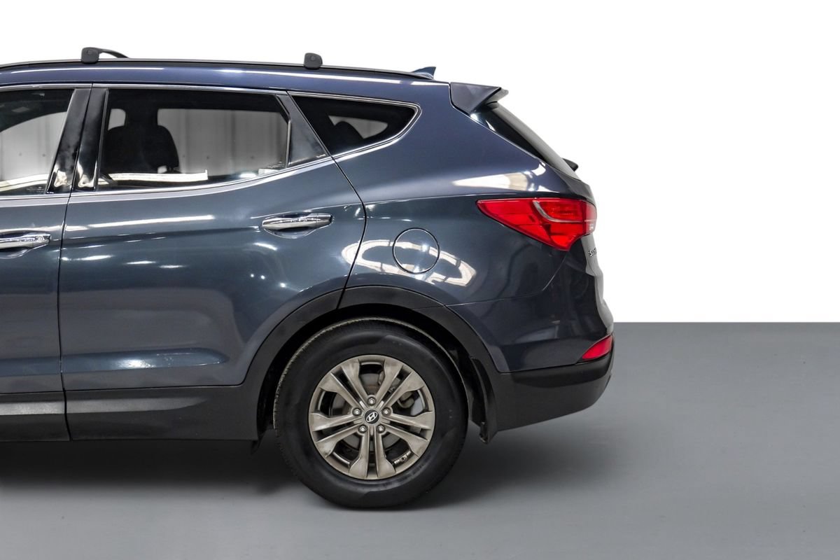 Used 2014 Hyundai Santa Fe Sport w/ Popular Equipment Package 02 FWD image 11