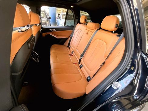 Used 2022 BMW X5 sDrive40i w/ M Sport Package image 20