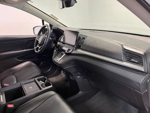 Used 2025 Honda Odyssey EX-L image 11