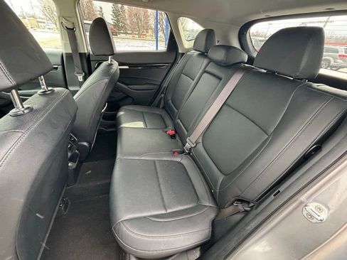 Used 2022 Kia Seltos EX image 23