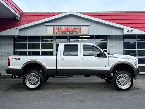 Used 2015 Ford F250 King Ranch w/ FX4 Off-Road Package AWD/4WD image 2