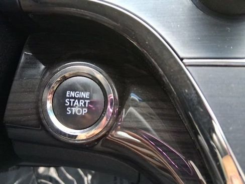 Used 2014 Toyota Avalon XLE image 23