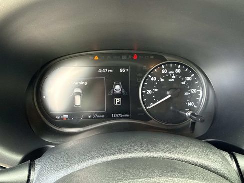 Used 2024 Nissan Kicks SR w/ SR Premium Package FWD image 36