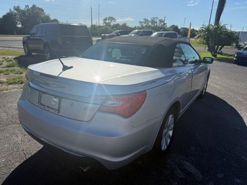 Used 2012 Chrysler 200 Touring image 5