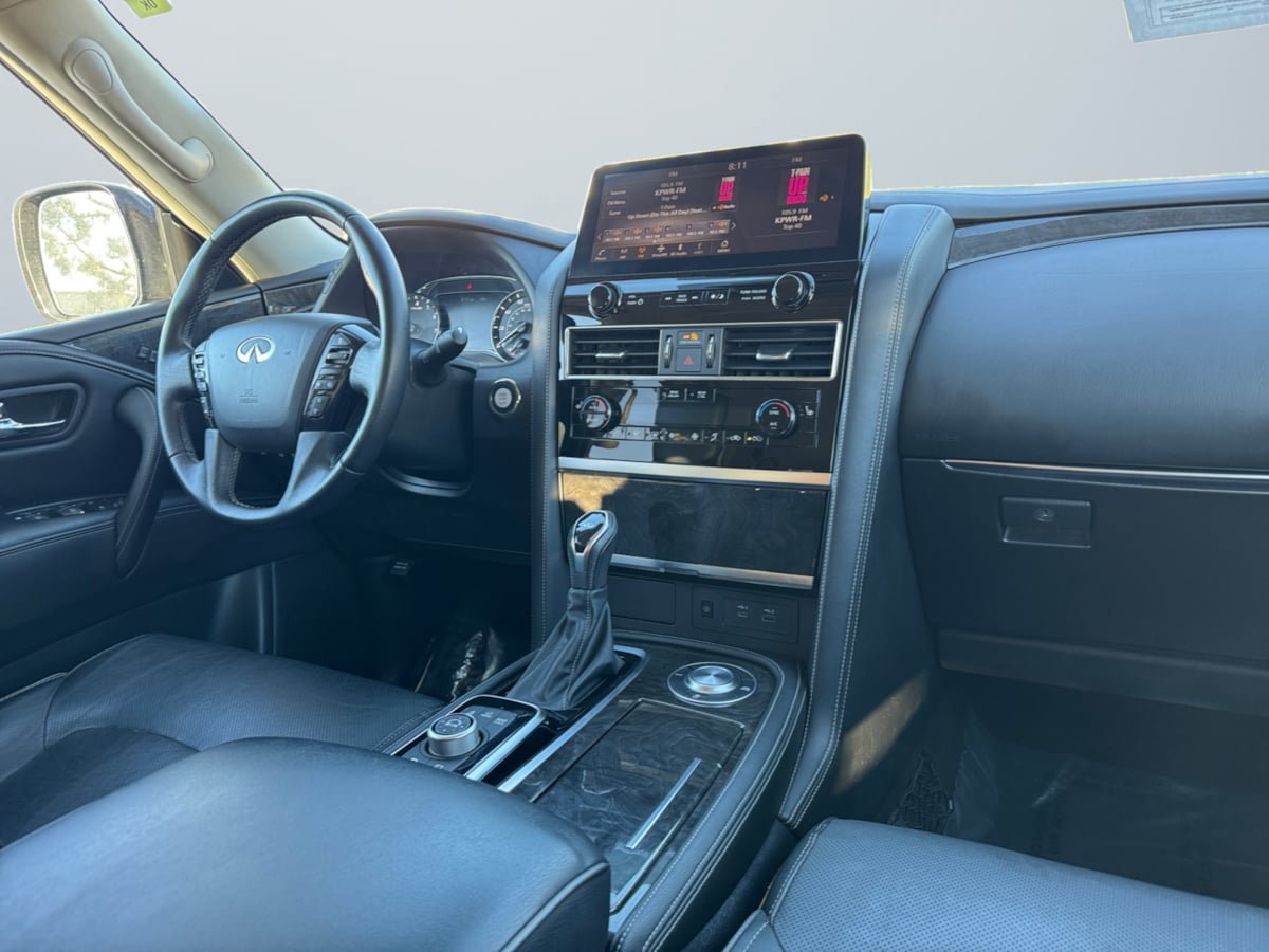 Used 2023 INFINITI QX80 Luxe w/ Cargo Package RWD image 14