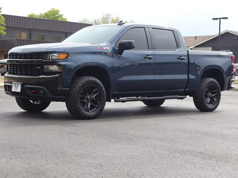 Used 2022 Chevrolet Silverado 1500 Custom Trail Boss w/ Safety Confidence Package AWD/4WD image 11