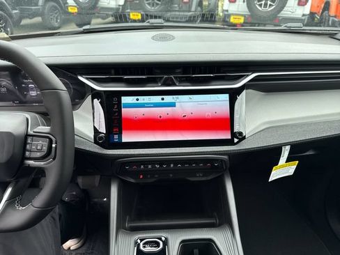 New 2026 Jeep Cherokee Laredo AWD/4WD image 21