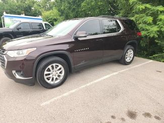 Used 2021 Chevrolet Traverse LT FWD video 1