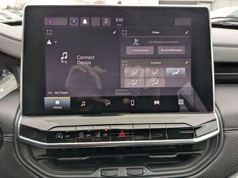 Used 2022 Jeep Compass Altitude w/ Sun and Sound Group image 26