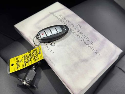 Used 2019 INFINITI Q50 Luxe w/ Cargo Package (L96) image 30