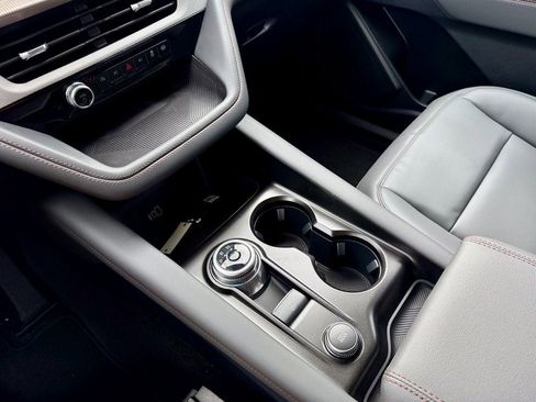 New 2026 Ford Explorer Active w/ Active Comfort Package image 23