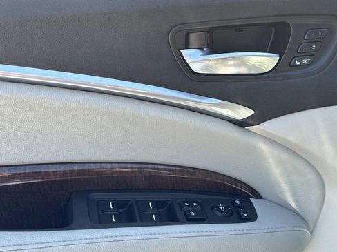 Used 2017 Acura MDX SH-AWD w/ Technology Package image 18