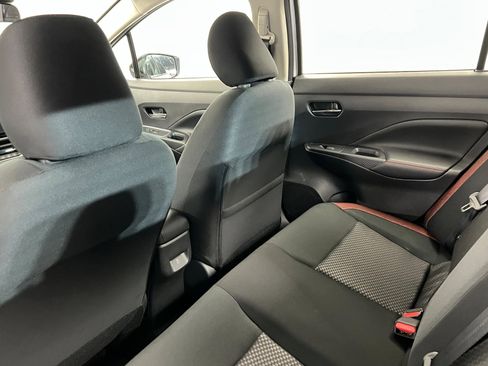 New 2025 Nissan Versa SR w/ Trunk Package image 19