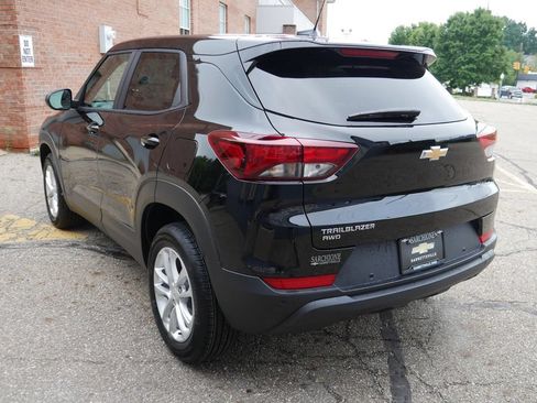 New 2026 Chevrolet TrailBlazer LS w/ LS Convenience Package AWD/4WD image 5