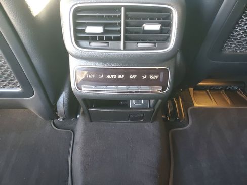 Used 2021 Mercedes-Benz GLE 580 4MATIC image 21