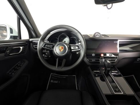New 2026 Porsche Macan S image 21