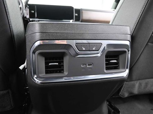 Used 2025 Chevrolet Silverado 2500 High Country w/ Z71 Off-Road Package AWD/4WD image 23