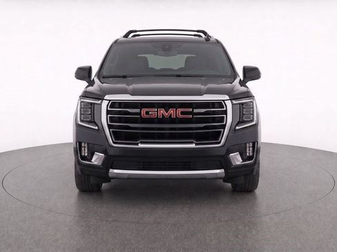 Used 2023 GMC Yukon SLT AWD/4WD image 8