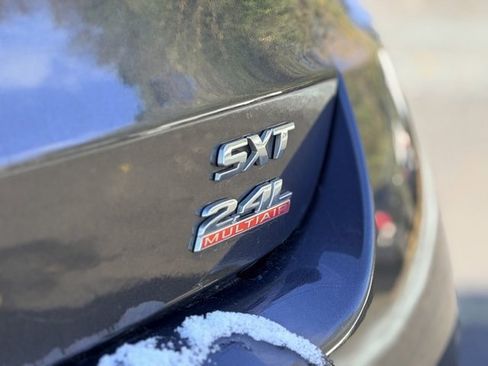 Used 2014 Dodge Dart SXT image 23