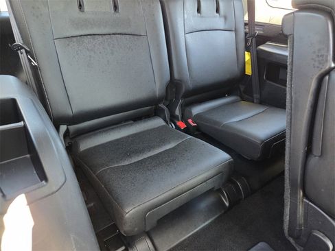 Used 2017 Toyota 4Runner SR5 Premium image 13