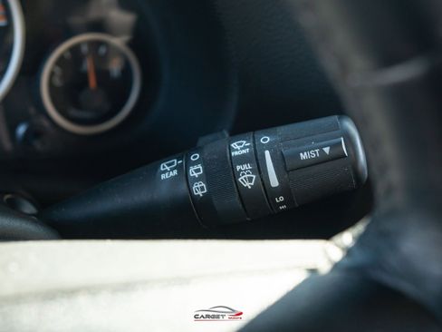 Used 2017 Jeep Wrangler Unlimited Sahara AWD/4WD image 25