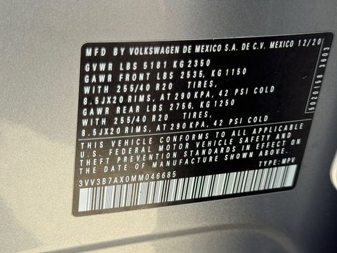 Used 2021 Volkswagen Tiguan SE R-Line FWD image 29