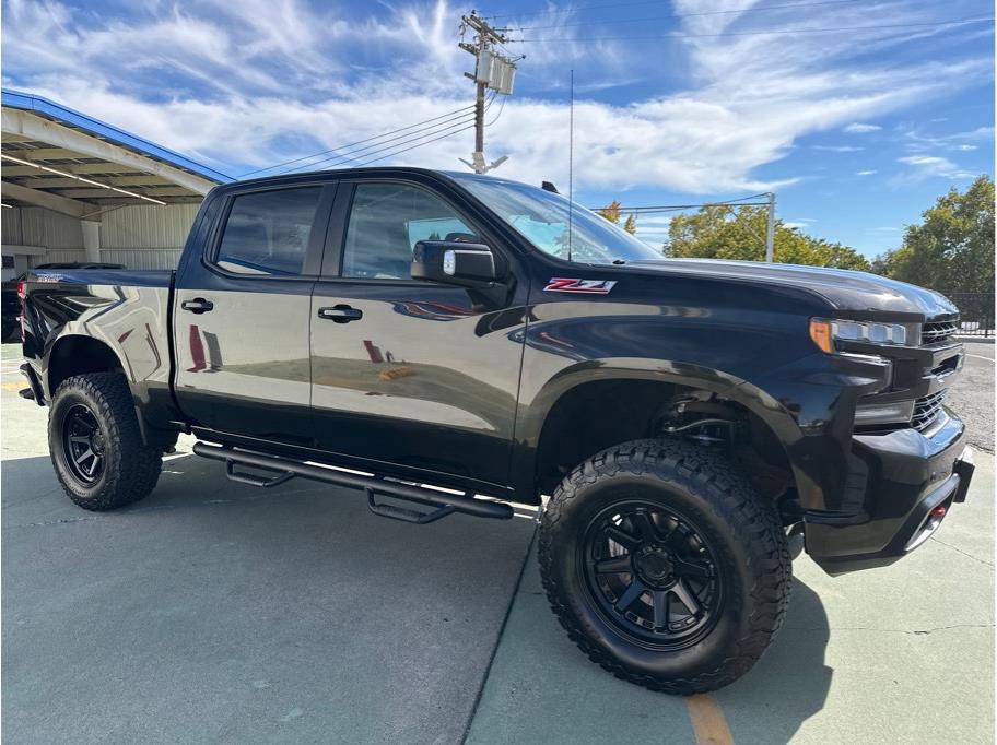 Used 2021 Chevrolet Silverado 1500 LT Trail Boss w/ Convenience Package II AWD/4WD image 9
