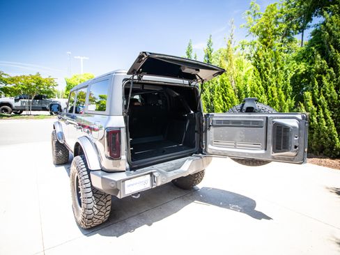 Used 2024 Ford Bronco Outer Banks AWD/4WD image 29