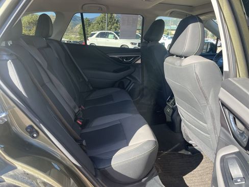 Used 2025 Subaru Outback Onyx Edition image 16