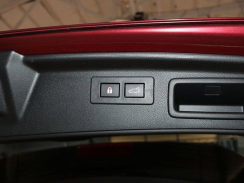 Used 2023 Subaru Forester Premium image 43