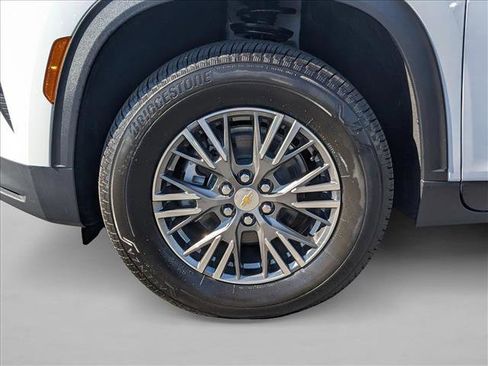 New 2026 Chevrolet Traverse LT w/ Driver Confidence Package image 10