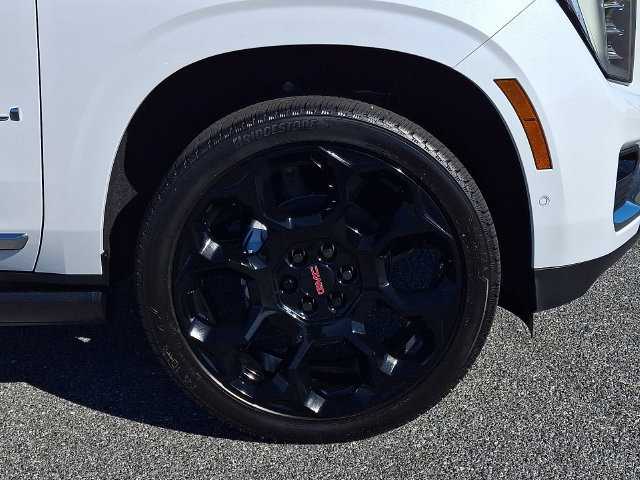 New 2026 GMC Yukon Denali w/ Denali Reserve Package AWD/4WD image 6