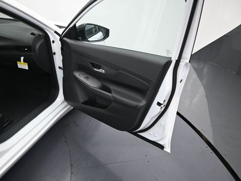 New 2026 Nissan Sentra SV image 7