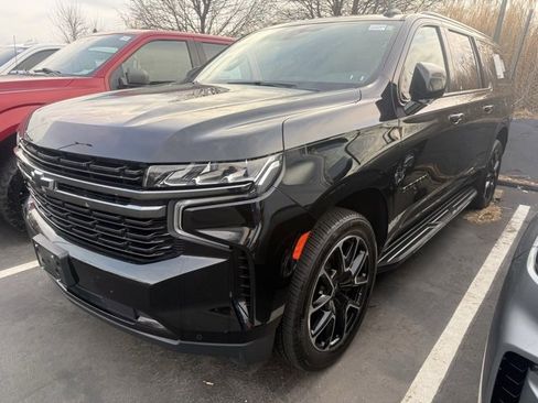 Used 2021 Chevrolet Suburban RST w/ Luxury Package image 1