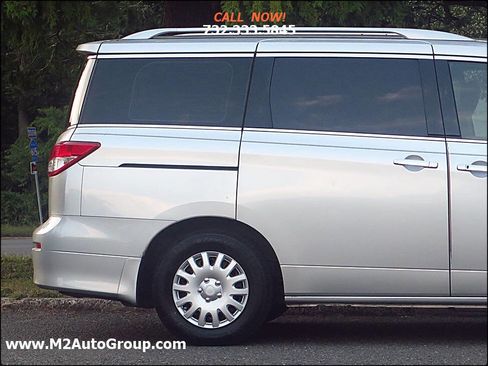 Used 2014 Nissan Quest S image 22