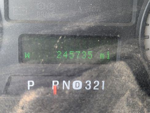 Used 2006 Ford F250 Lariat AWD/4WD image 9