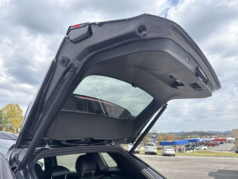 New 2026 Volkswagen Tiguan SE R-Line image 43