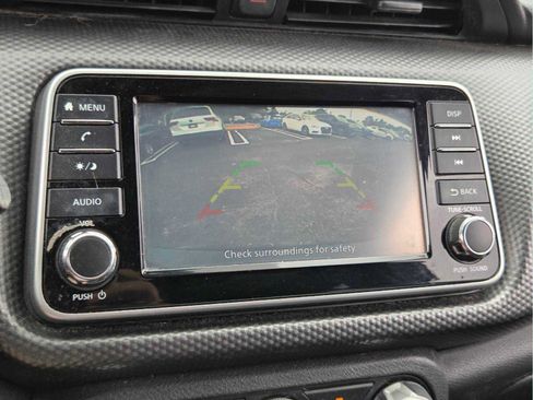 Used 2019 Nissan Kicks S FWD image 27