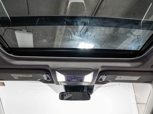 Certified 2025 Toyota RAV4 XLE w/ Convenience Package AWD/4WD image 17