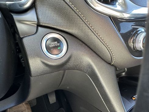 Used 2022 Chevrolet Equinox Premier image 41