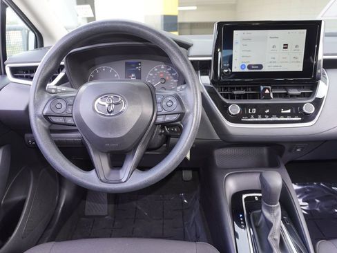 Certified 2024 Toyota Corolla LE image 9