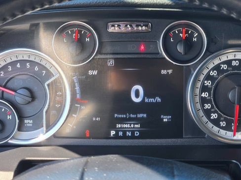Used 2014 RAM 1500 Laramie w/ Convenience Group AWD/4WD image 36