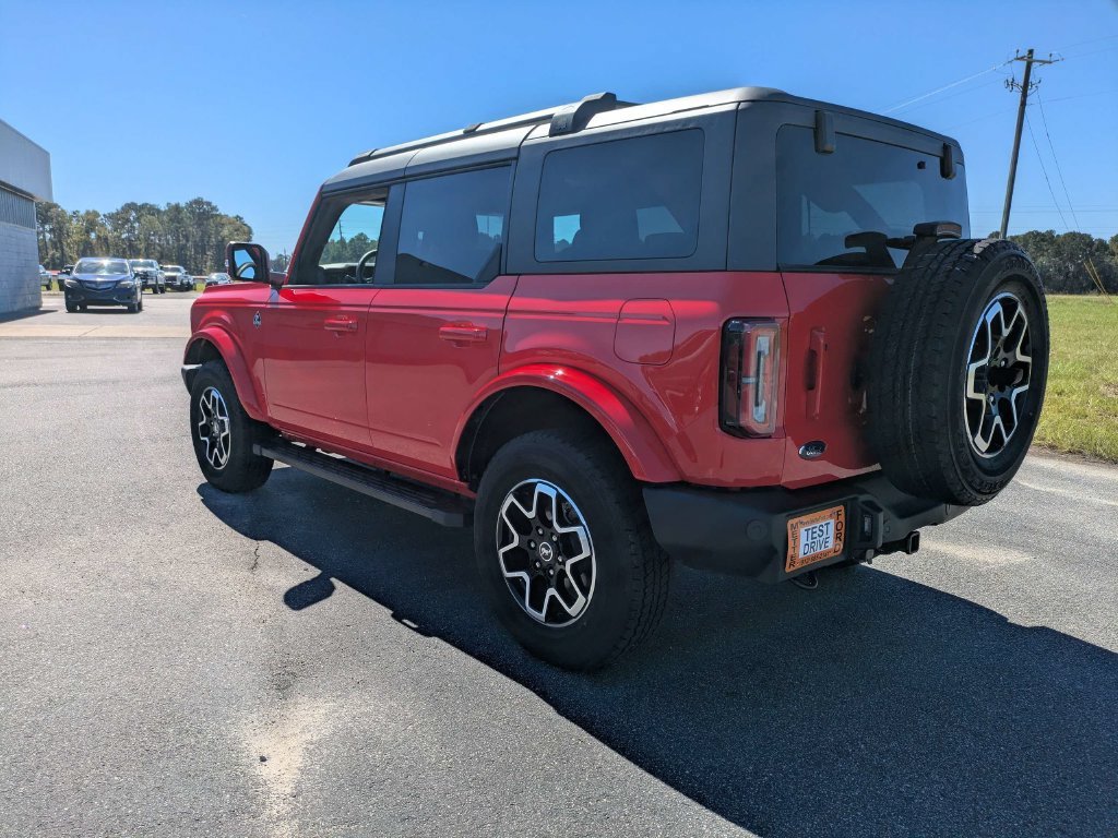 Used 2024 Ford Bronco Outer Banks AWD/4WD image 6