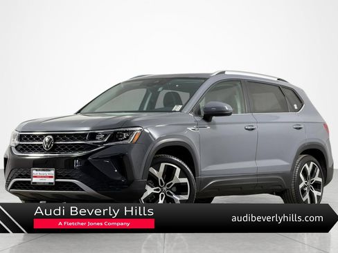 Used 2022 Volkswagen Taos SEL w/ Panoramic Sunroof Package image 1