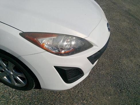 Used 2010 MAZDA MAZDA3 i Touring image 14