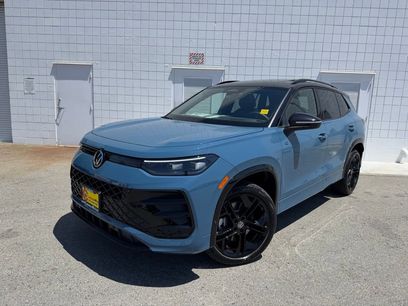 New 2026 Volkswagen Tiguan SE R-Line