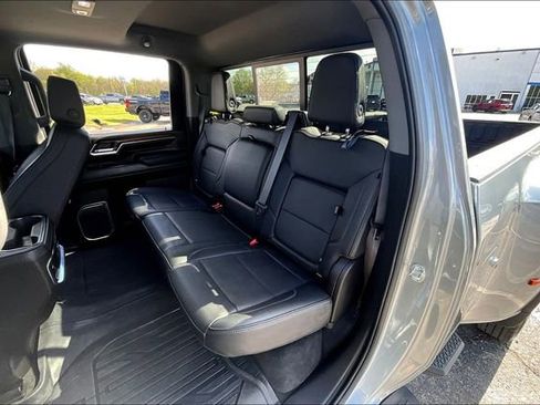 Used 2024 GMC Sierra 3500 Denali w/ Denali Reserve Package AWD/4WD image 23
